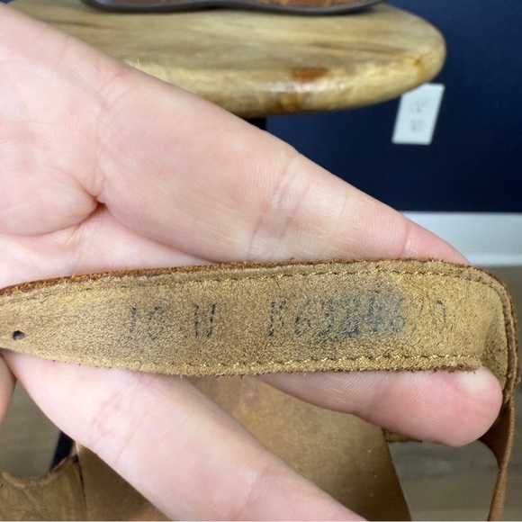 SAS "Clover" Sandals in Crackled Bronze Leather, Size 10 WIDE - Picture 8 of 10